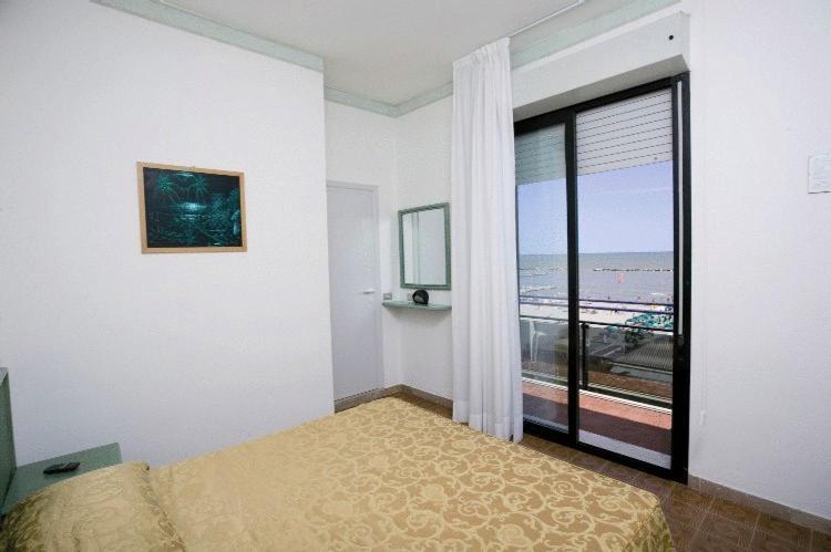 Hotel Iride & Spa Cesenatico Exterior photo